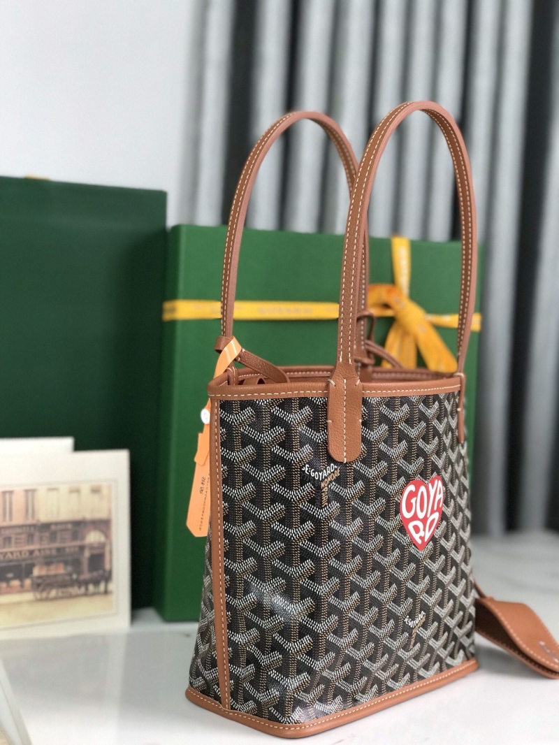 Goyard Shopping Bags